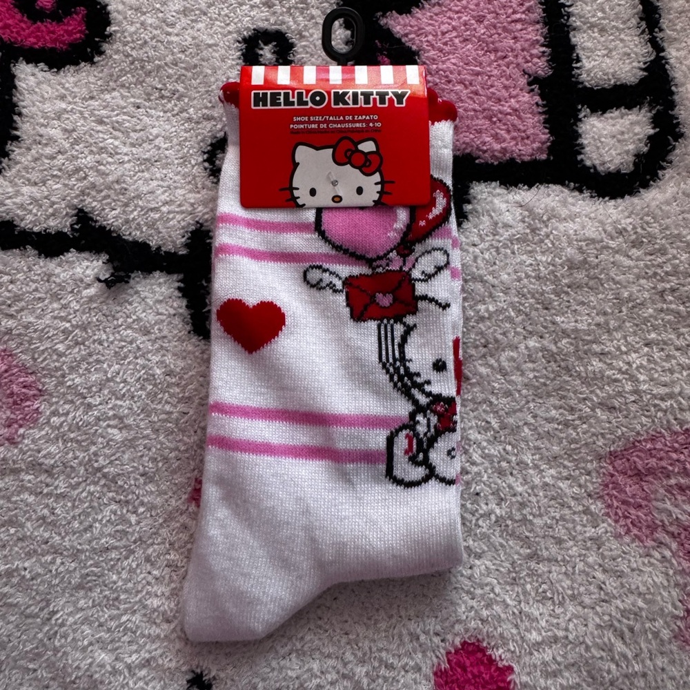 Hello Kitty socks